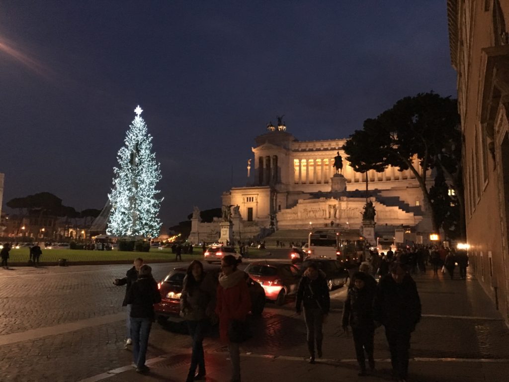 ٦ اشهر في روما ٦ اشهر في روما
