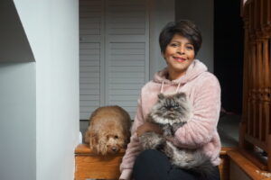 أيهما أنسب لشخصيتك.. القطط أم الكلاب ؟ Pict20201218 175055 0 300x200